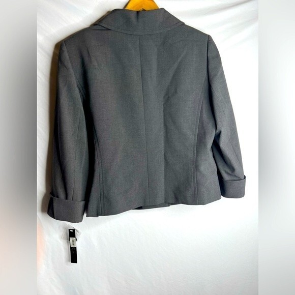 NWT TAHARI ARTHUR S. LEVINE Blazer Womens Gray 3 Button Cuffed Business Size 14 - Picture 2 of 14